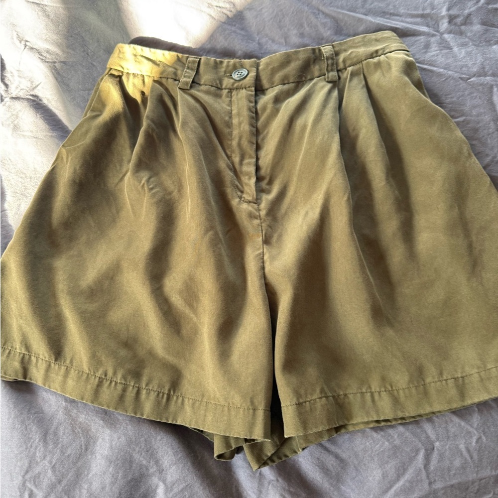 Vetta Capsule Wide Leg Trousers, Shorts & Crop Olive (Limited Edition) - Picture 9 of 14